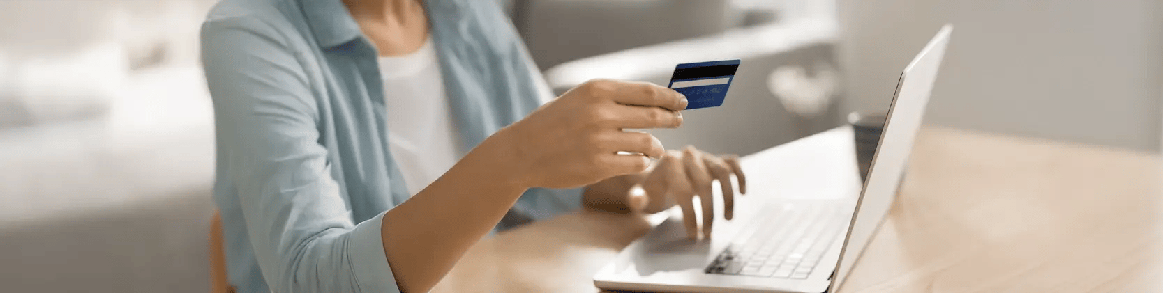 foto de trasacción con tarjeta / certificación PCI DSS